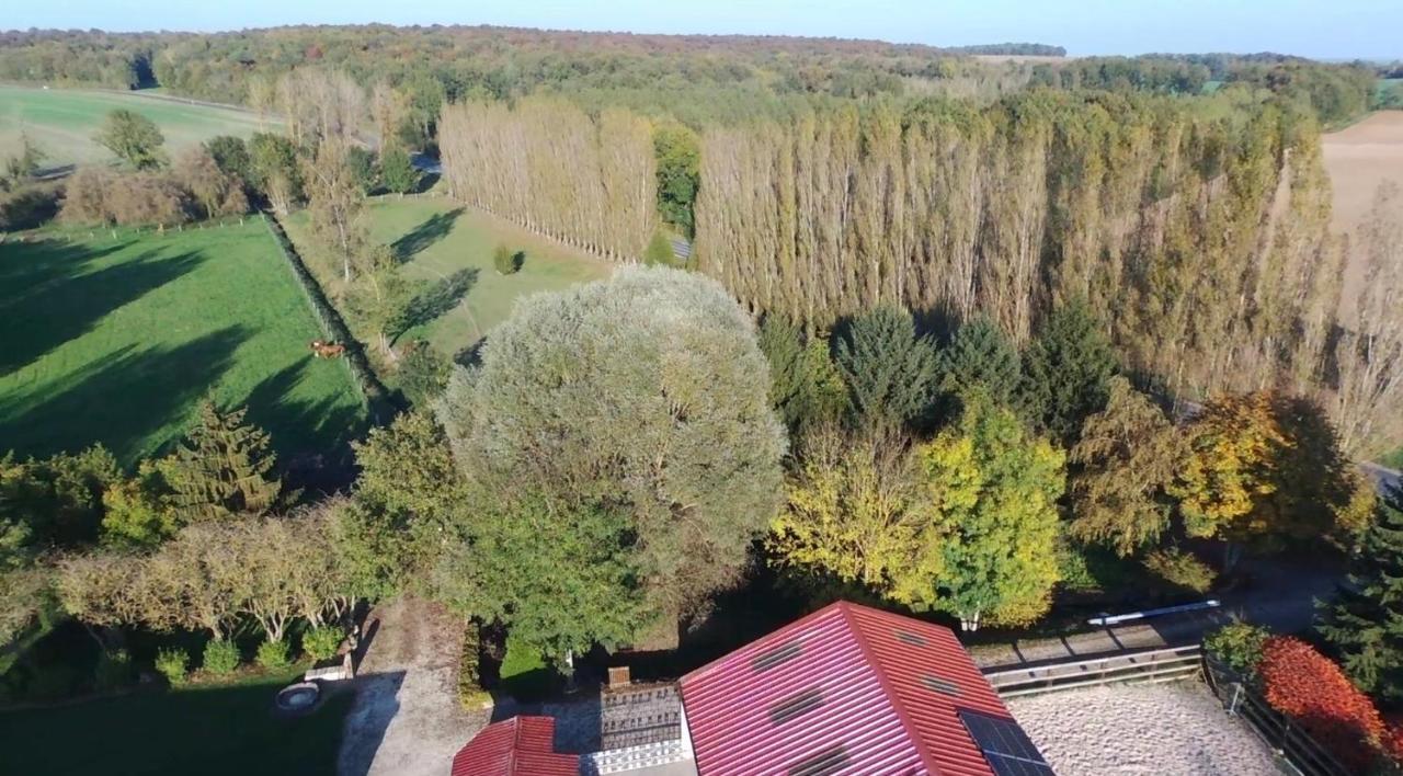 Gite De L'Homme Blanc Soizy-aux-Bois Esterno foto