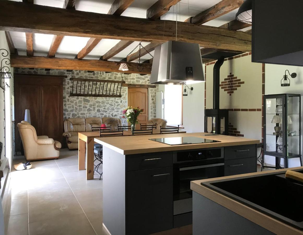Gite De L'Homme Blanc Soizy-aux-Bois Esterno foto