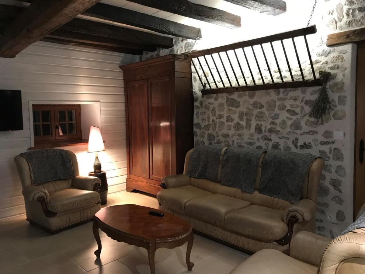 Gite De L'Homme Blanc Soizy-aux-Bois Esterno foto
